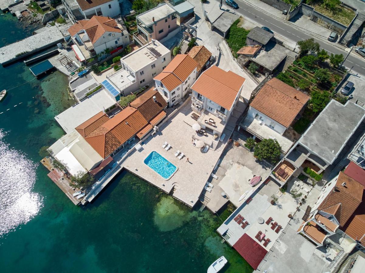 Apartments Tamaris Tivat Eksteriør bilde